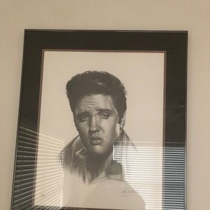 Beautiful sketch of Elvis!!